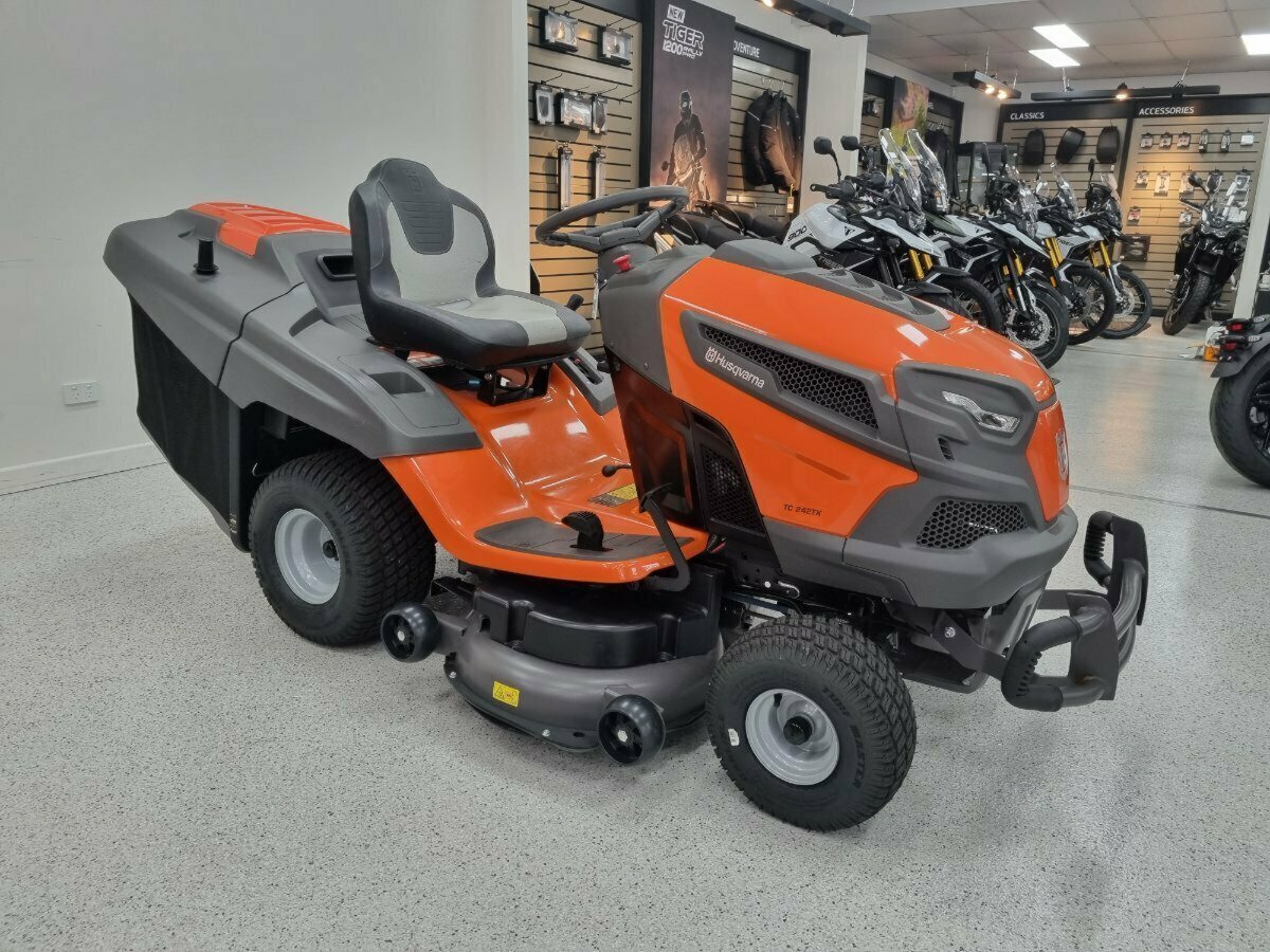 HUSQVARNA TC 242TX LAWN TRACTOR