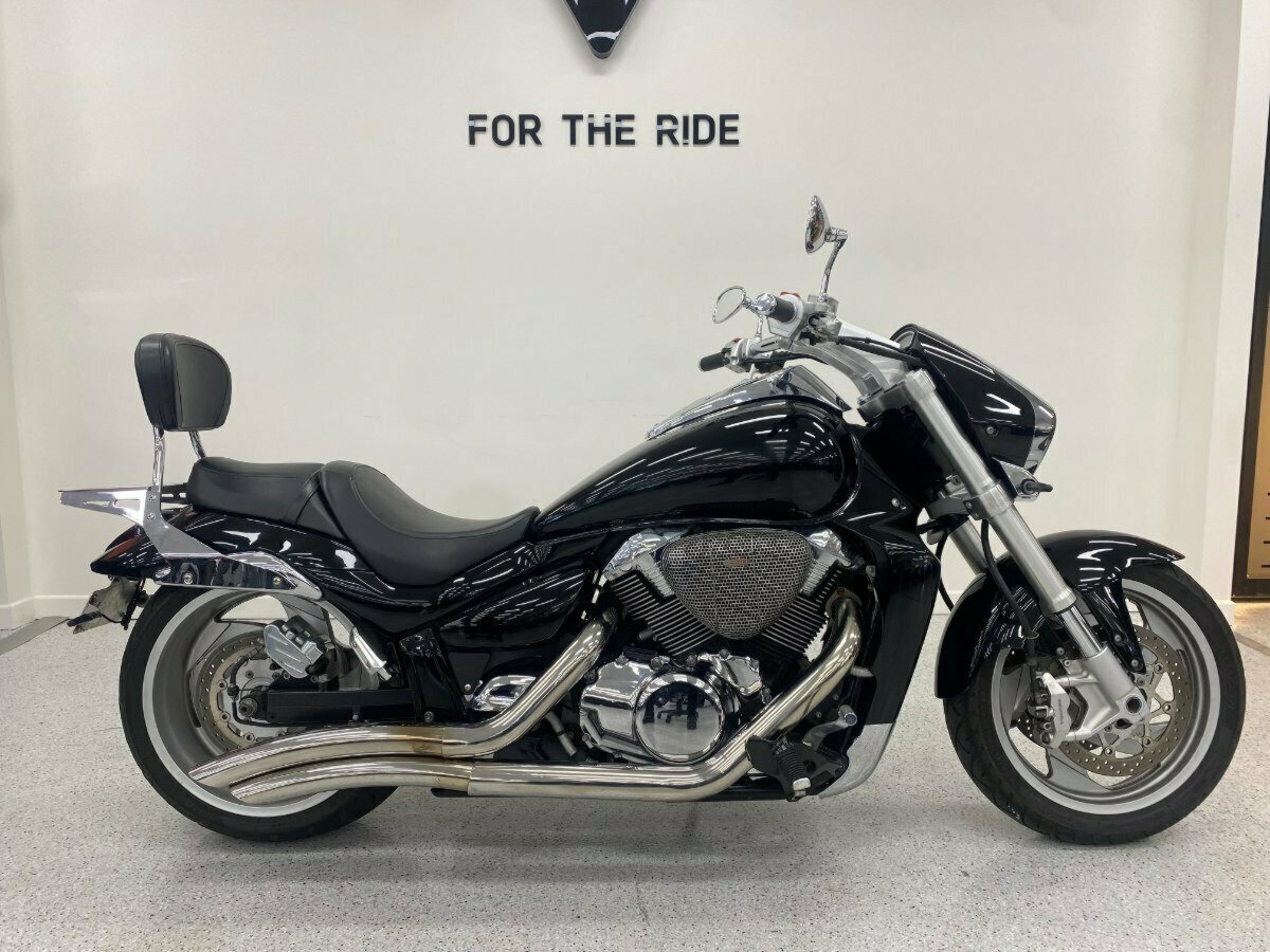 2010 SUZUKI VZR 1800 BOULEVARD (M109R) CRUISER