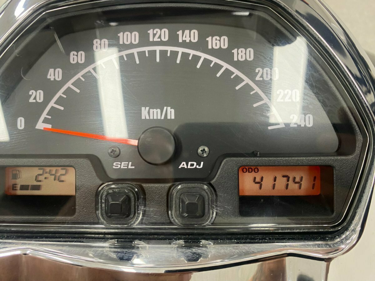 2010 SUZUKI VZR 1800 BOULEVARD (M109R) CRUISER