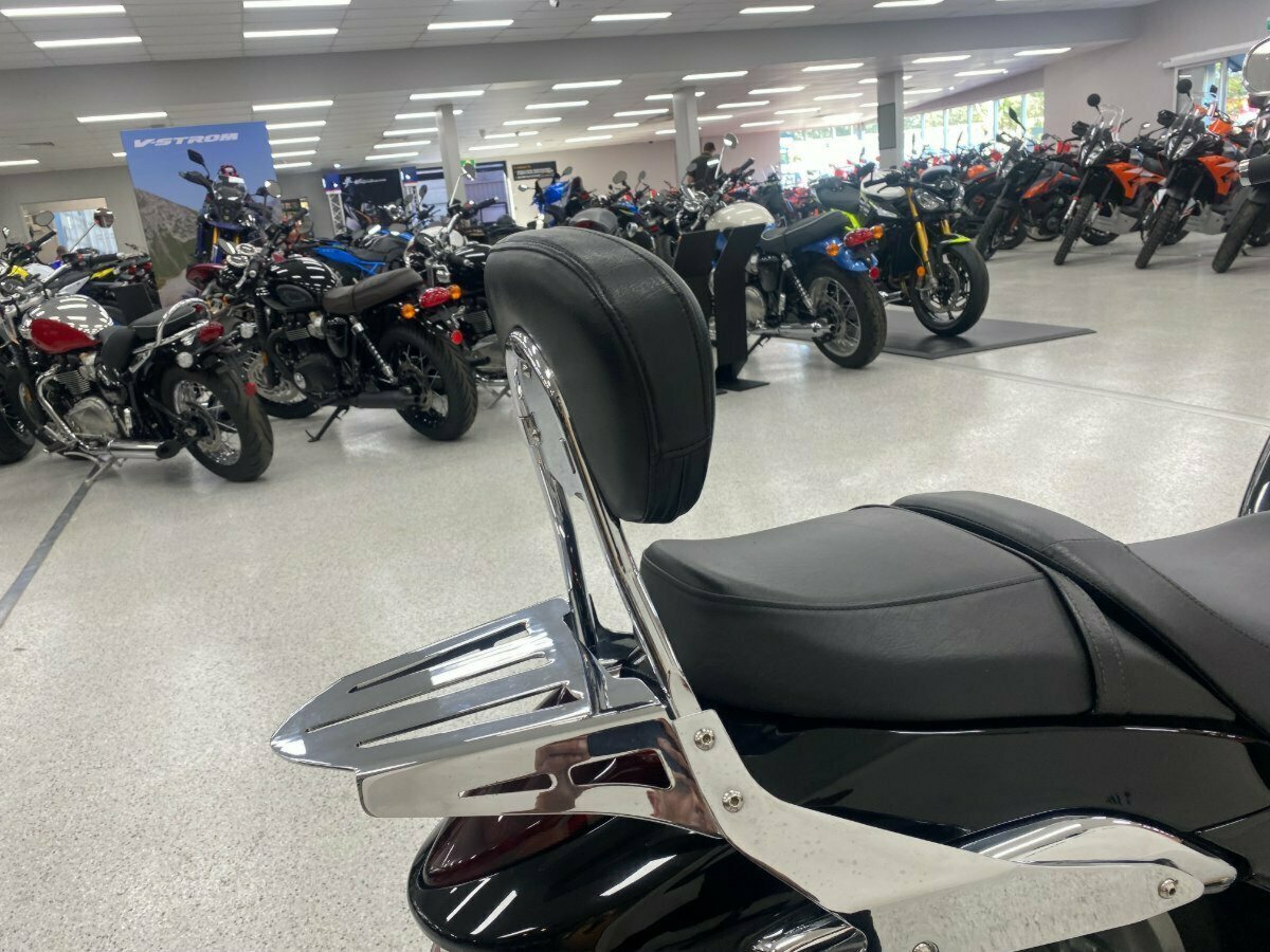 2010 SUZUKI VZR 1800 BOULEVARD (M109R) CRUISER