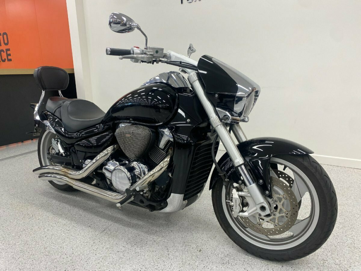 2010 SUZUKI VZR 1800 BOULEVARD (M109R) CRUISER