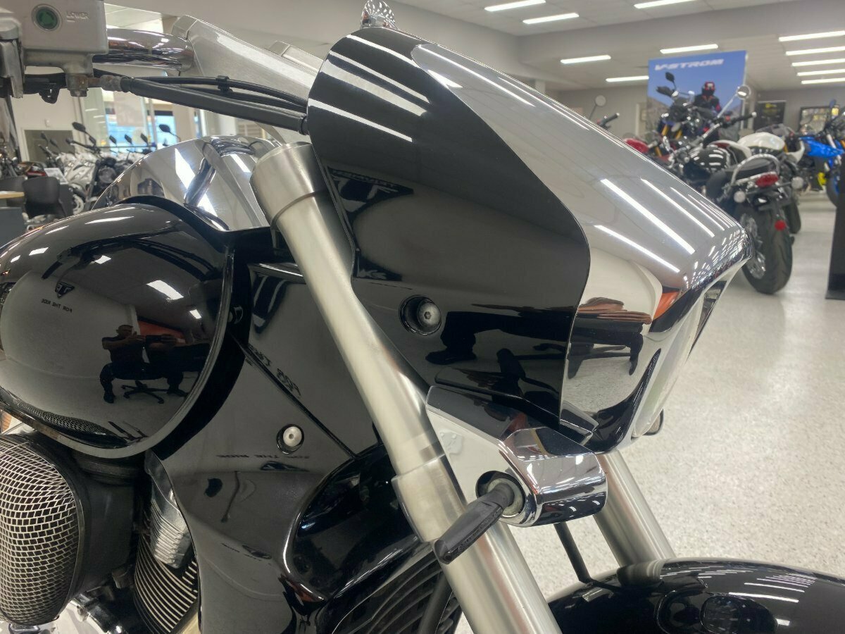 2010 SUZUKI VZR 1800 BOULEVARD (M109R) CRUISER