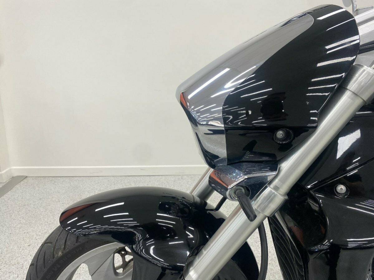 2010 SUZUKI VZR 1800 BOULEVARD (M109R) CRUISER