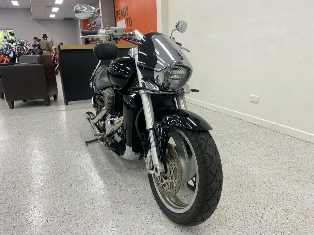 2010 SUZUKI VZR 1800 BOULEVARD (M109R) CRUISER