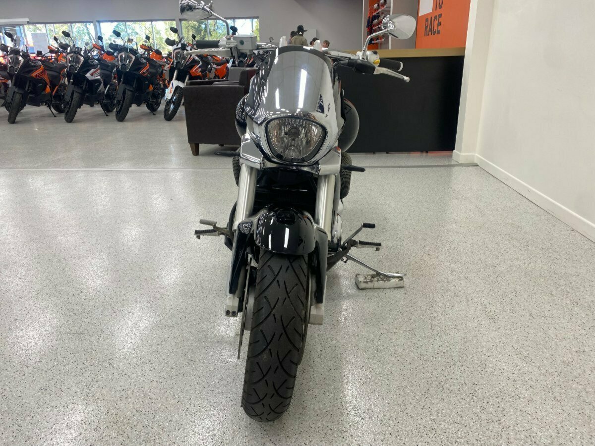 2010 SUZUKI VZR 1800 BOULEVARD (M109R) CRUISER