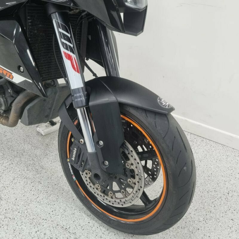 2011 KTM 990 SUPERMOTO T ROAD