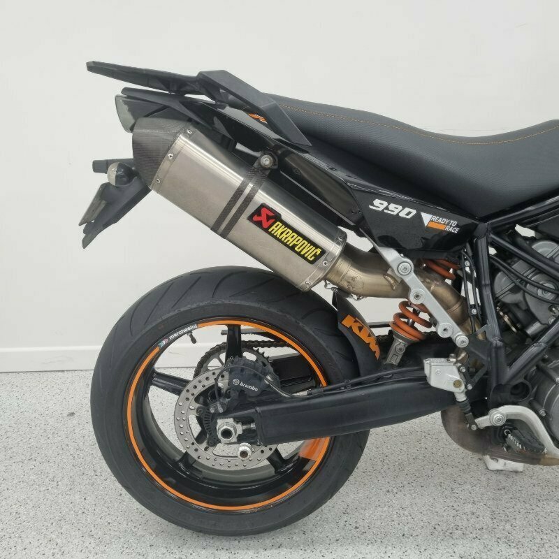 2011 KTM 990 SUPERMOTO T ROAD