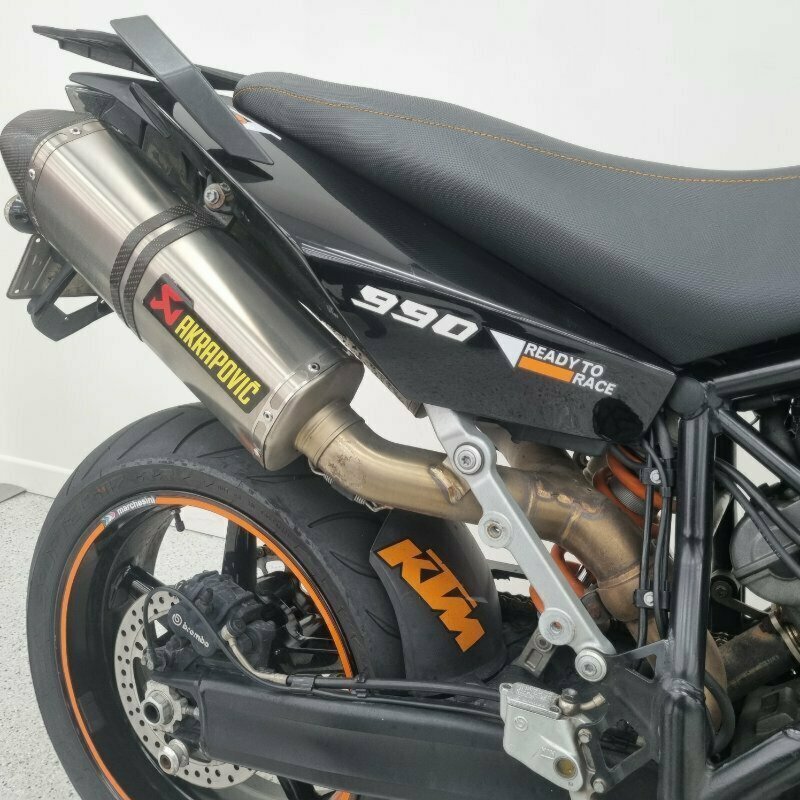 2011 KTM 990 SUPERMOTO T ROAD