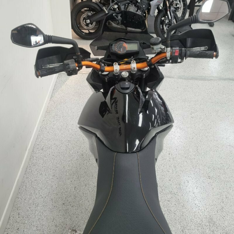 2011 KTM 990 SUPERMOTO T ROAD