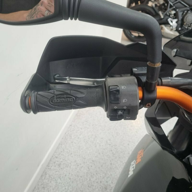 2011 KTM 990 SUPERMOTO T ROAD