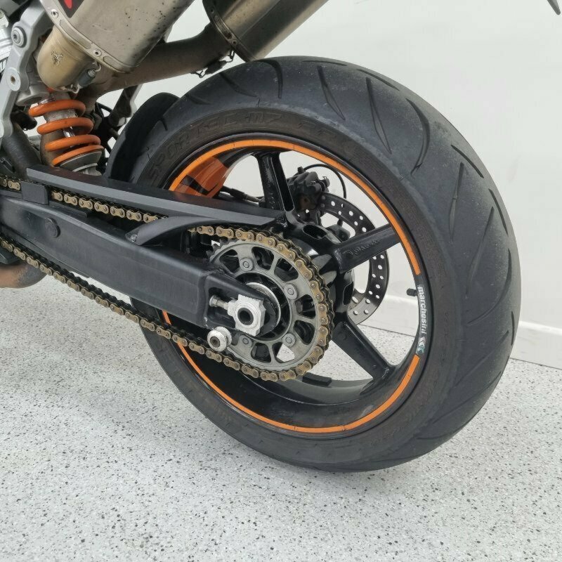 2011 KTM 990 SUPERMOTO T ROAD