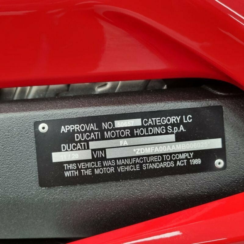 2021 DUCATI STREETFIGHTER V4 SPORTS