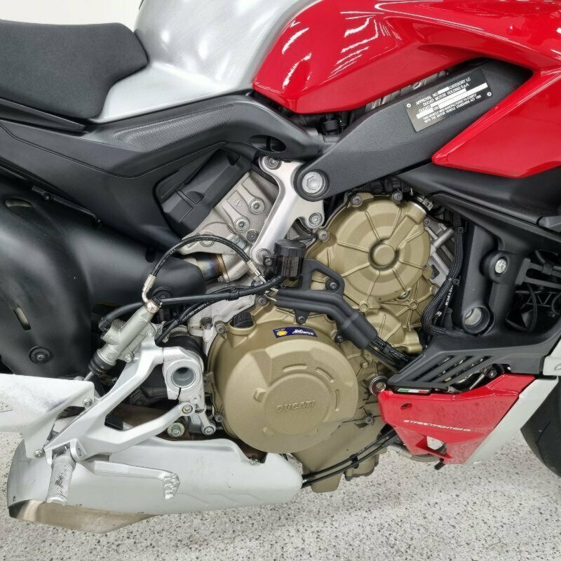 2021 DUCATI STREETFIGHTER V4 SPORTS