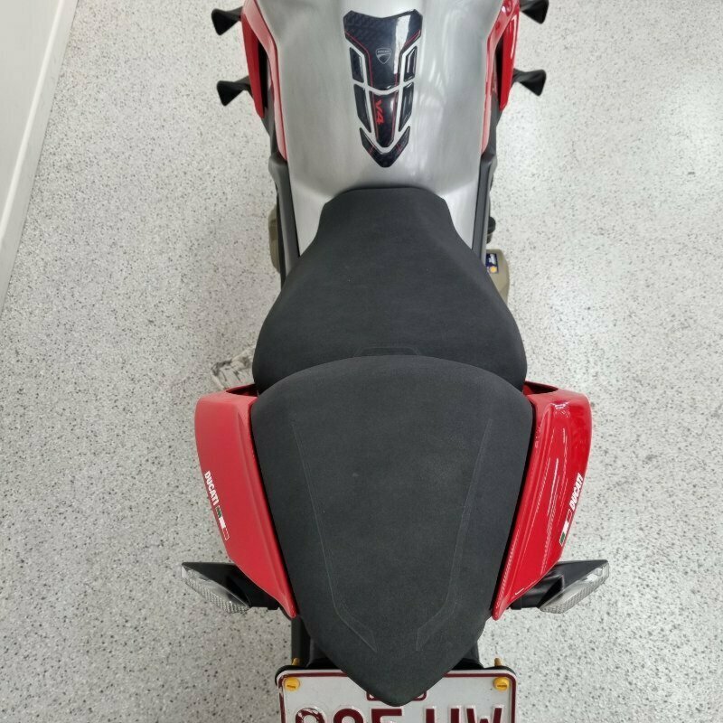 2021 DUCATI STREETFIGHTER V4 SPORTS