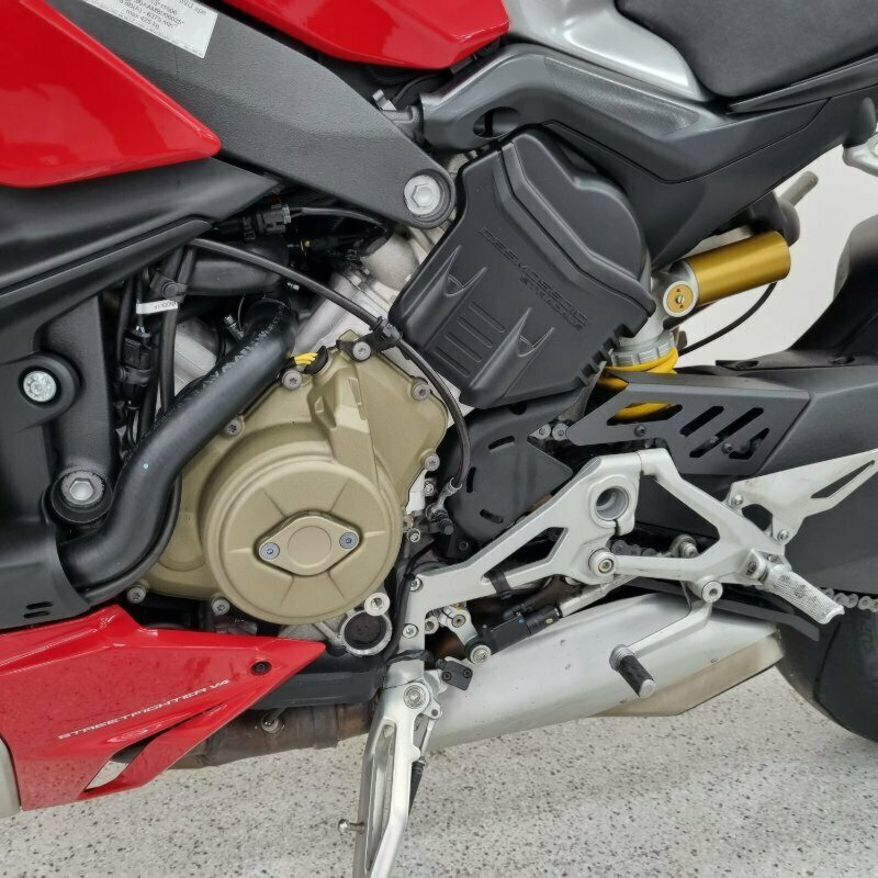 2021 DUCATI STREETFIGHTER V4 SPORTS