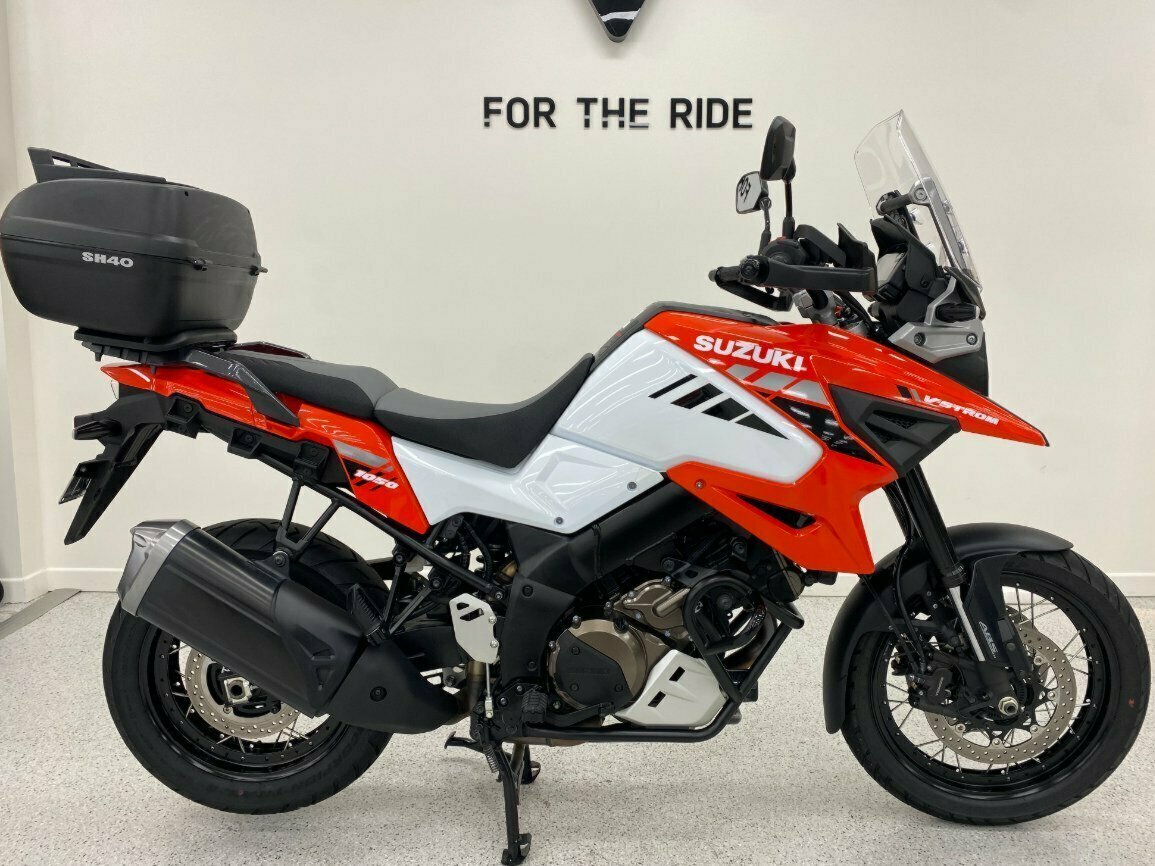 2020 SUZUKI V-STROM 1050XT (DL1050RC) DUAL SPORTS