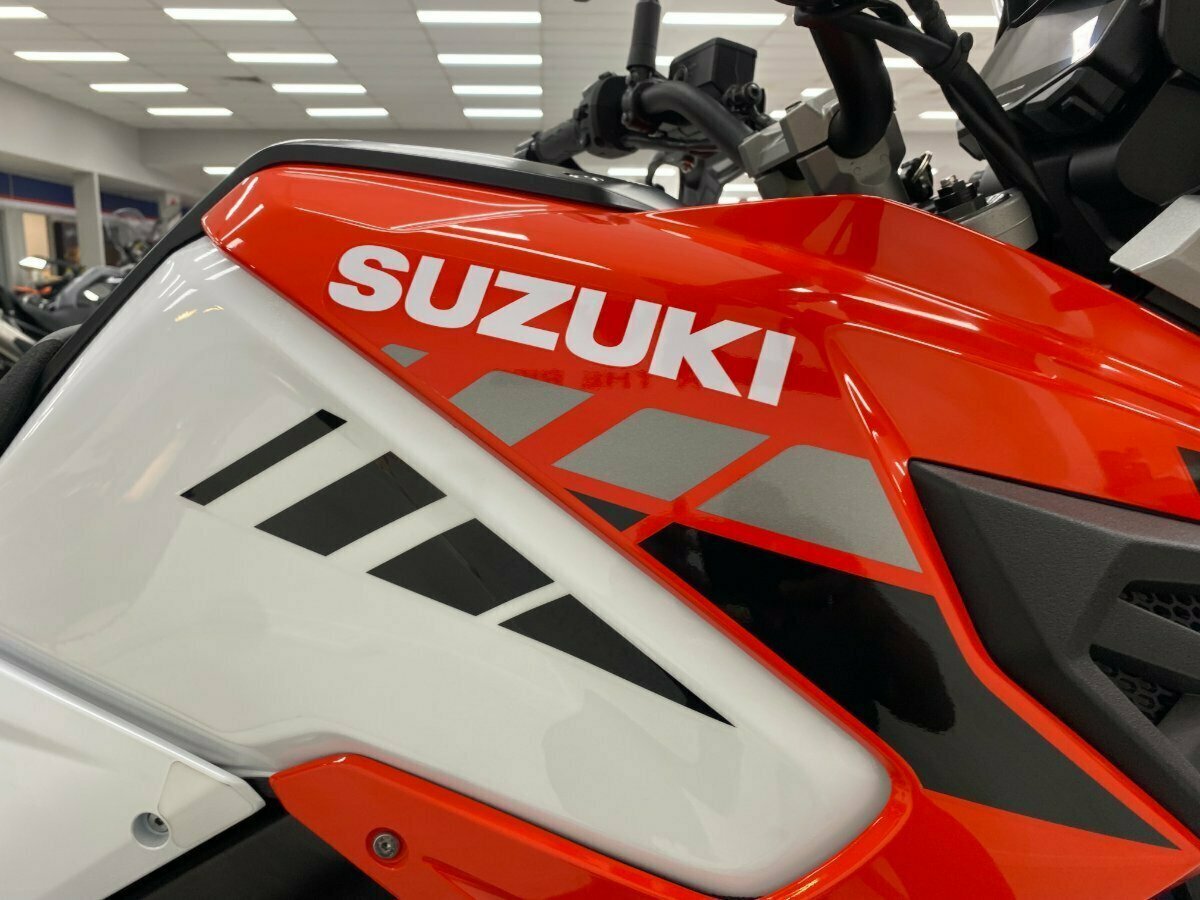 2020 SUZUKI V-STROM 1050XT (DL1050RC) DUAL SPORTS