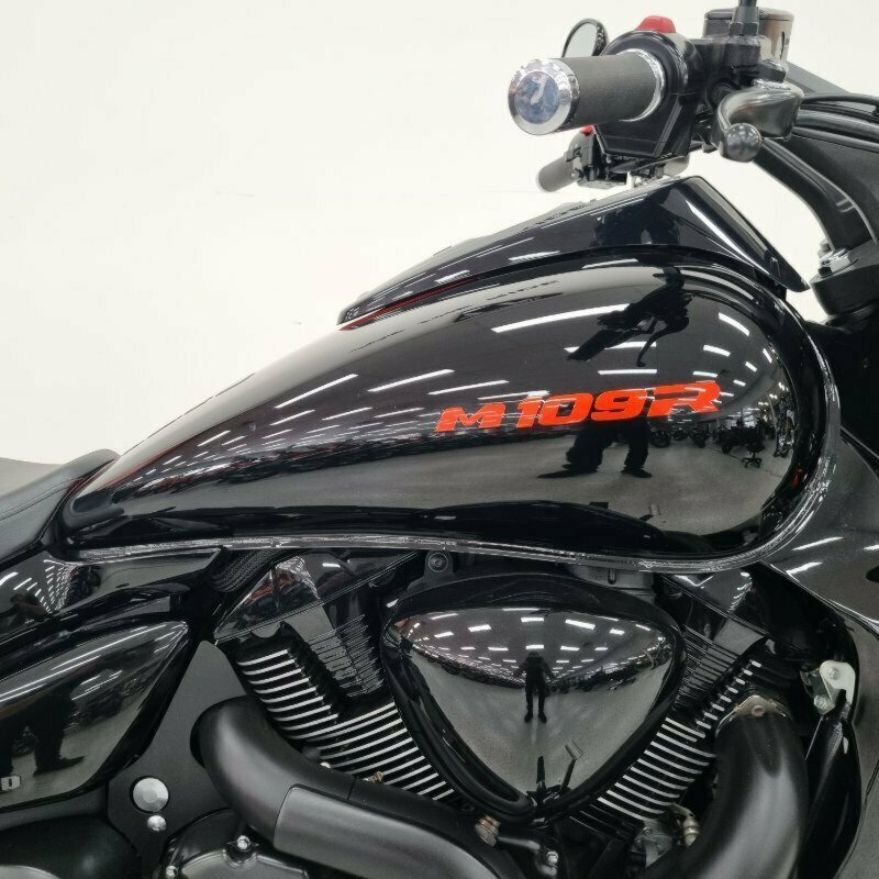 2018 SUZUKI VZR 1800 BOULEVARD (M109R) CRUISER