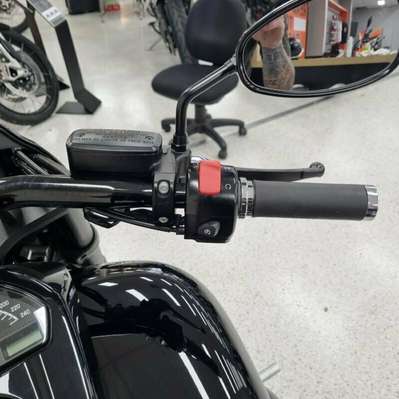 2018 SUZUKI VZR 1800 BOULEVARD (M109R) CRUISER