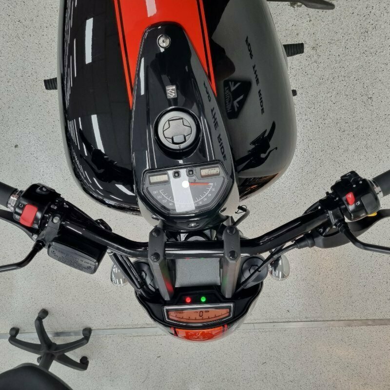 2018 SUZUKI VZR 1800 BOULEVARD (M109R) CRUISER