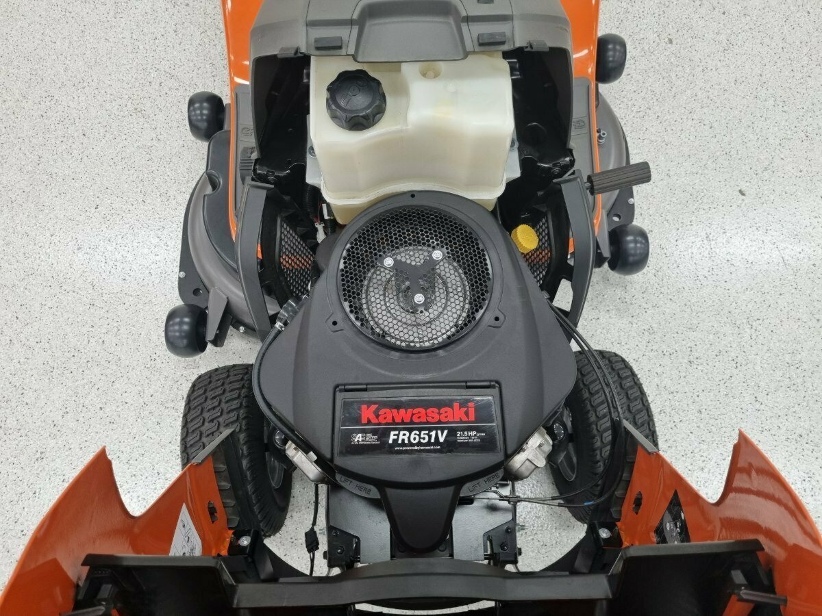 HUSQVARNA HUSQVARNA TC 242TX LAWN TRACTOR
