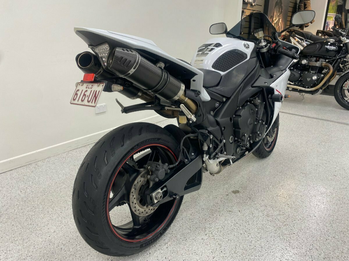 2014 YAMAHA YZF-R1 SPORTS