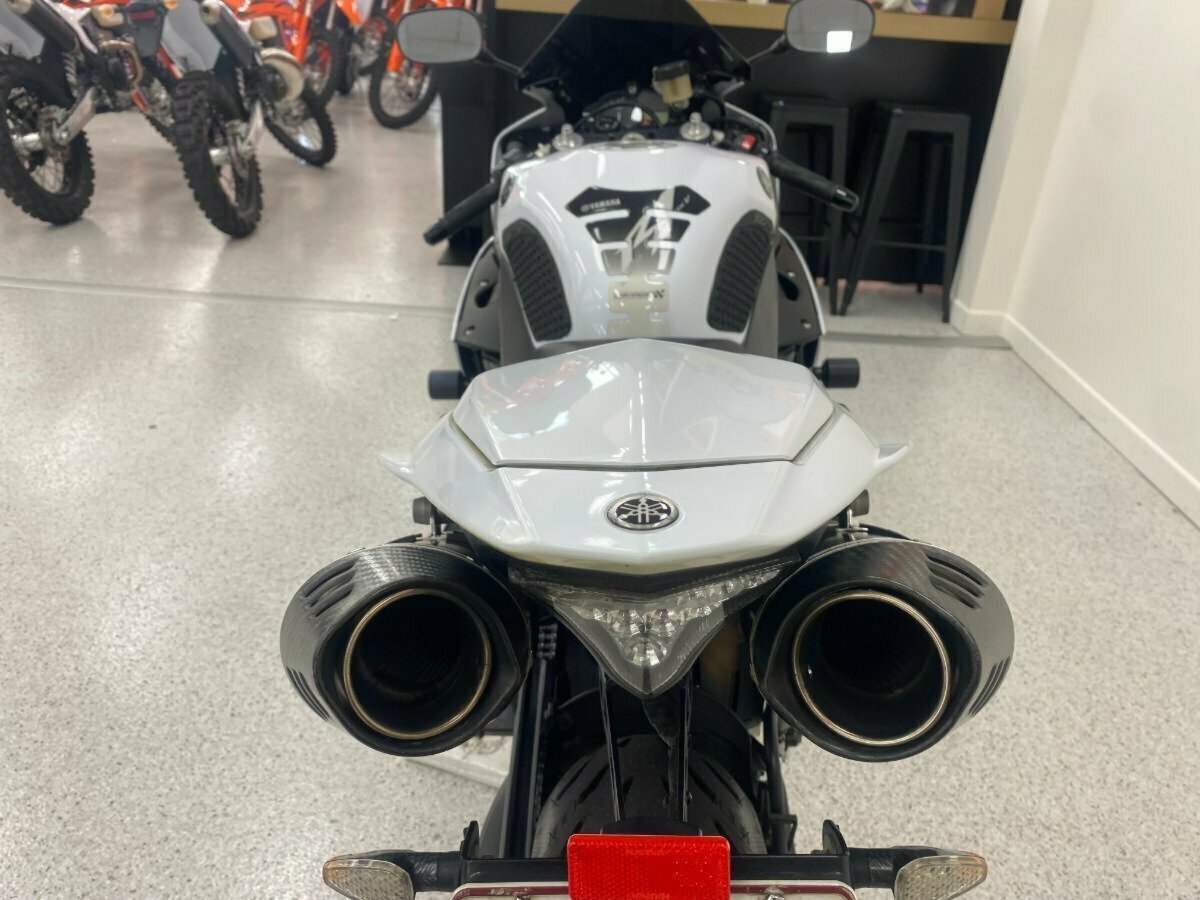2014 YAMAHA YZF-R1 SPORTS