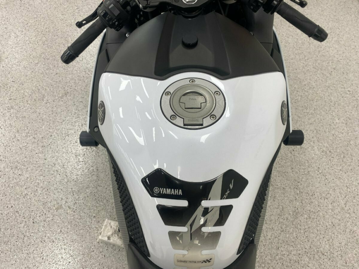 2014 YAMAHA YZF-R1 SPORTS