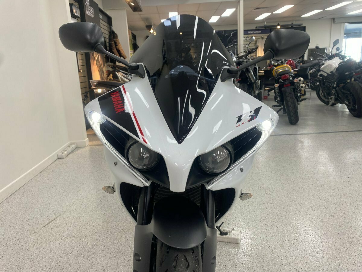 2014 YAMAHA YZF-R1 SPORTS