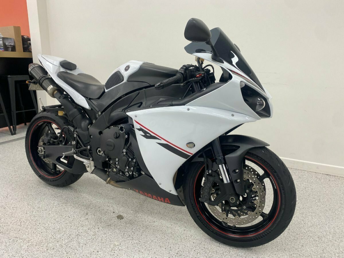 2014 YAMAHA YZF-R1 SPORTS