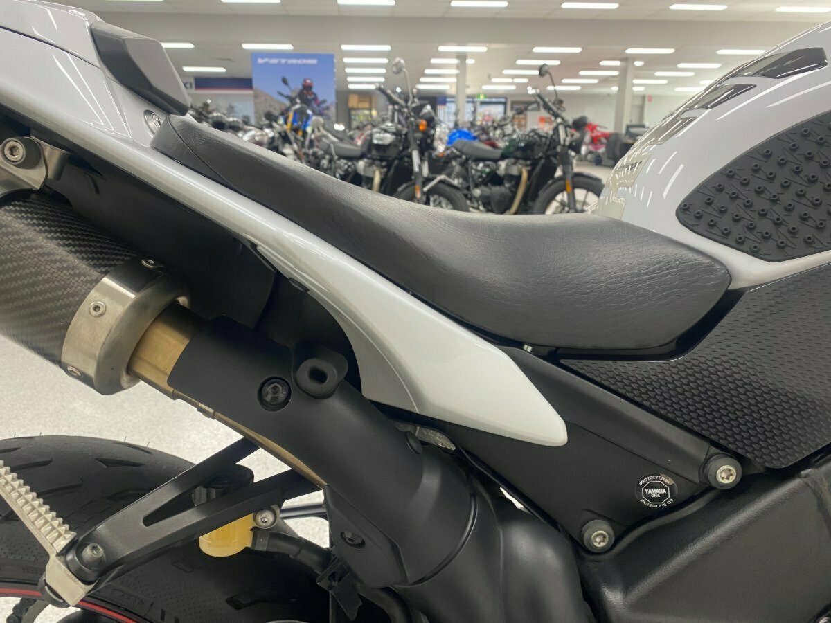 2014 YAMAHA YZF-R1 SPORTS