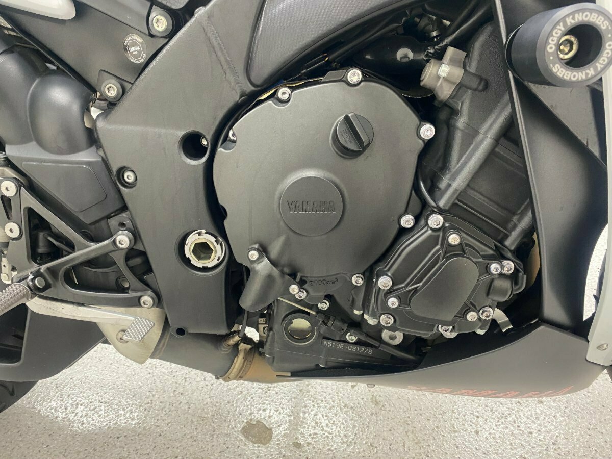 2014 YAMAHA YZF-R1 SPORTS