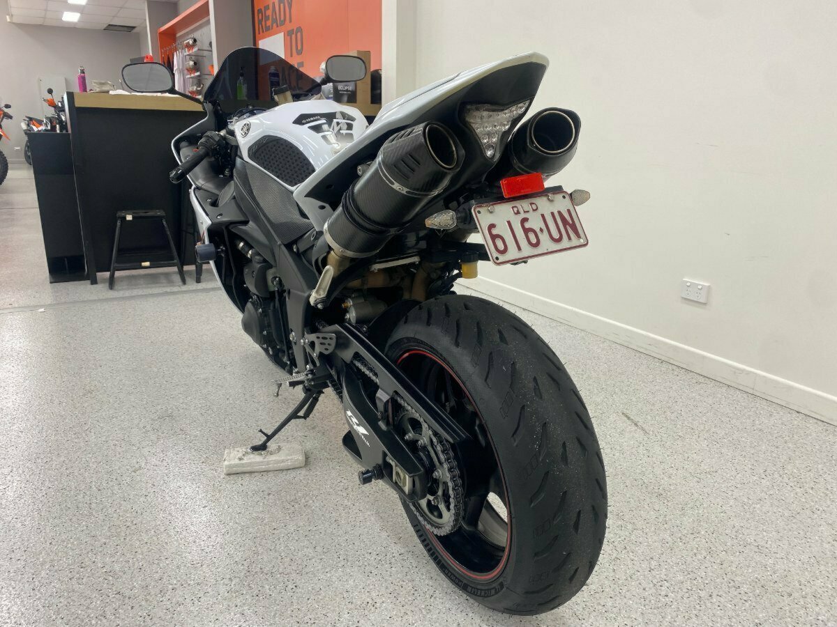 2014 YAMAHA YZF-R1 SPORTS