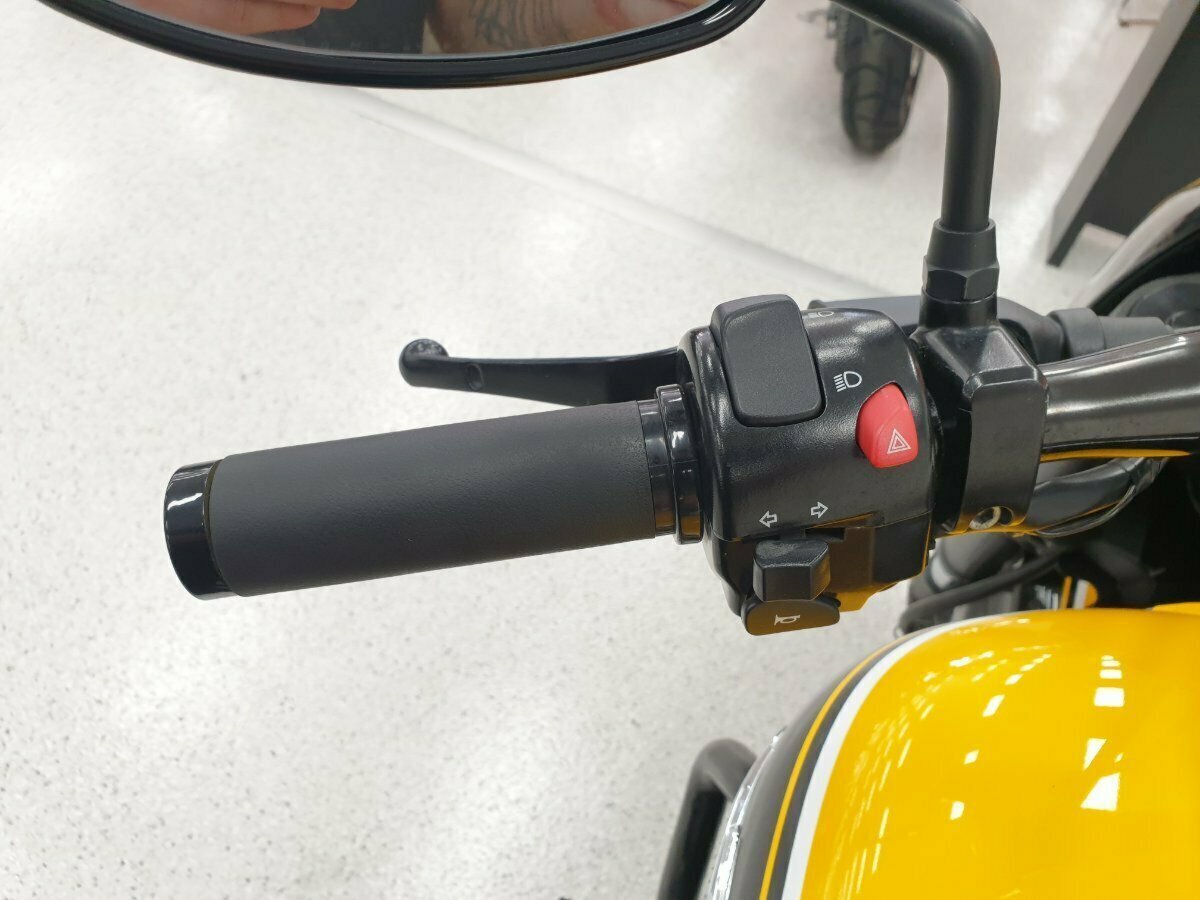 2013 SUZUKI VZR 1800 BOULEVARD (M109R) CRUISER