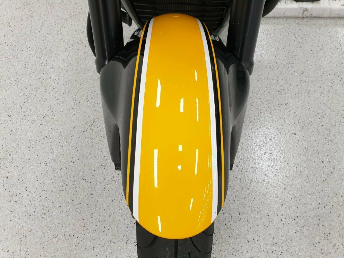 2013 SUZUKI VZR 1800 BOULEVARD (M109R) CRUISER