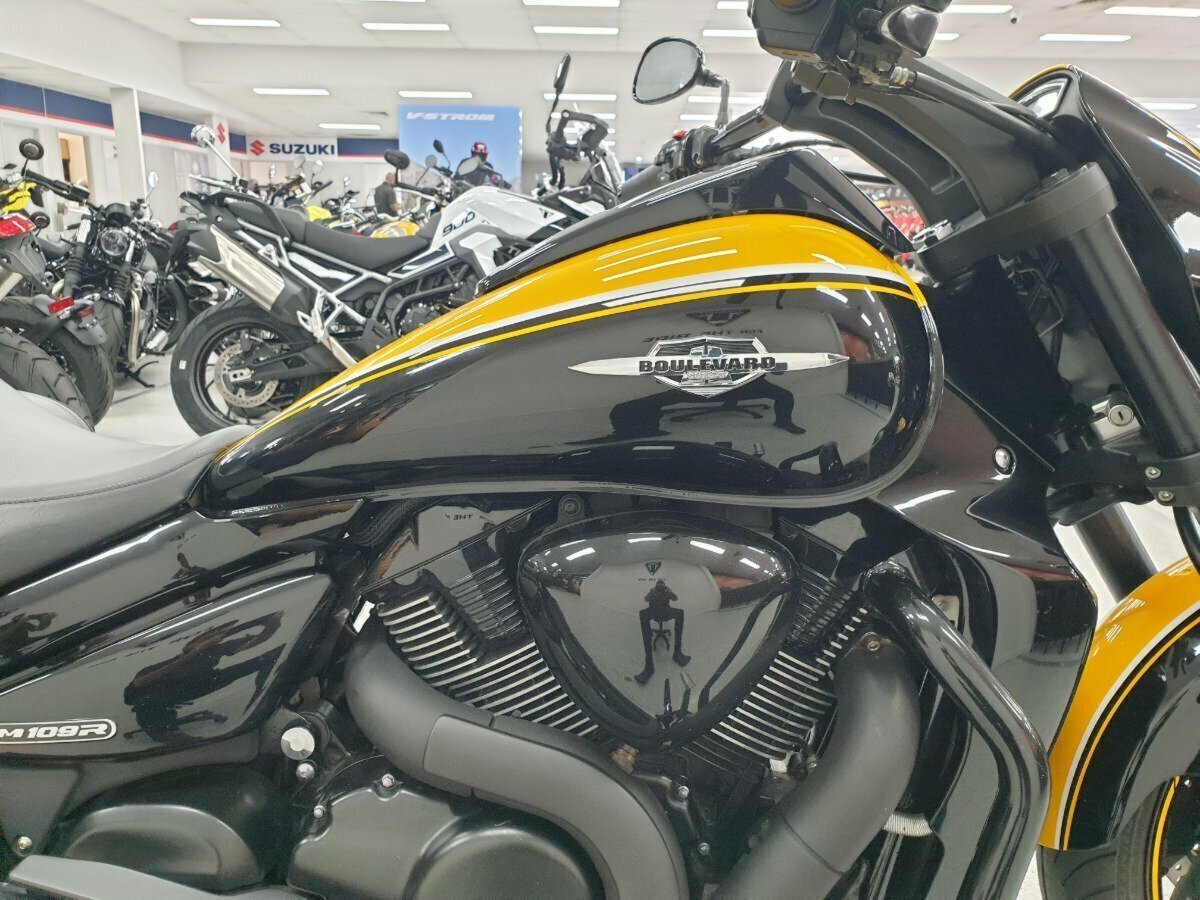 2013 SUZUKI VZR 1800 BOULEVARD (M109R) CRUISER