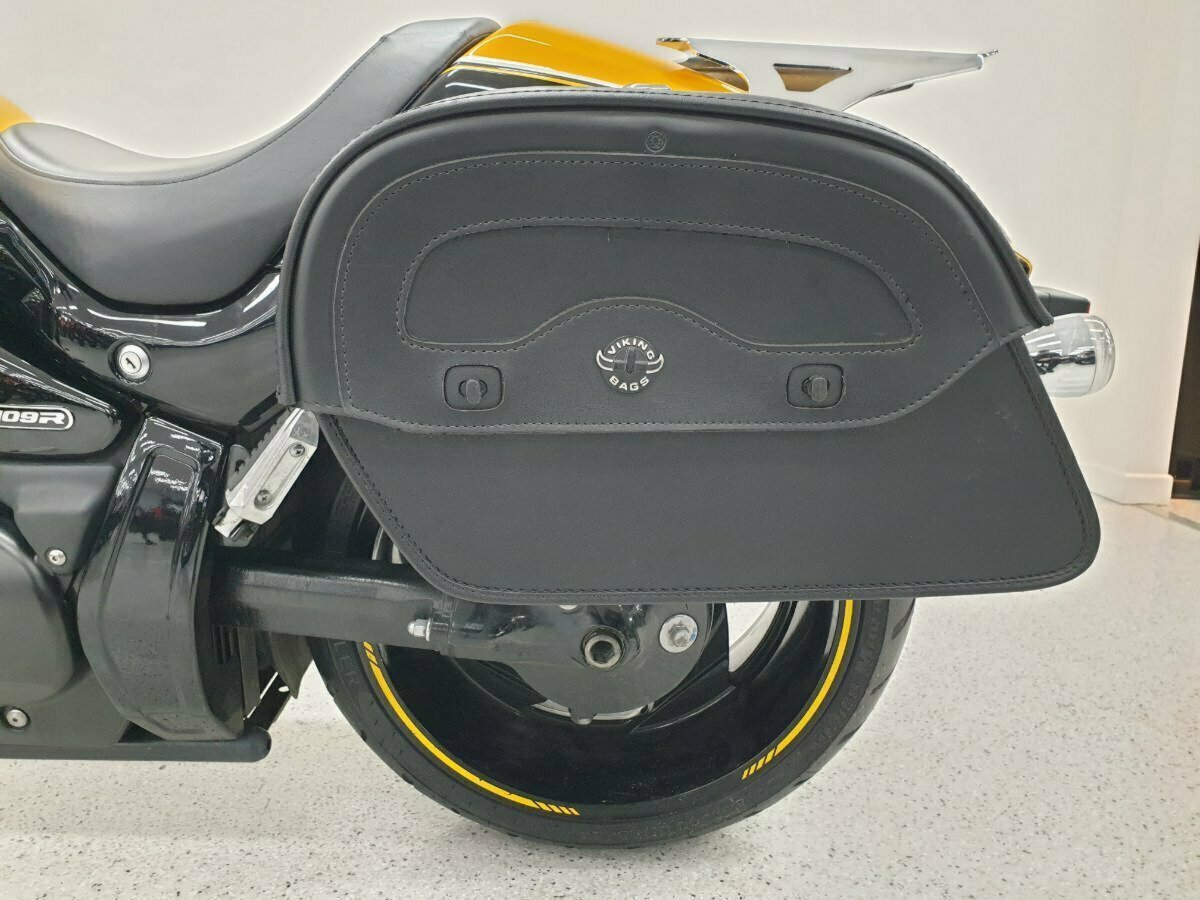 2013 SUZUKI VZR 1800 BOULEVARD (M109R) CRUISER