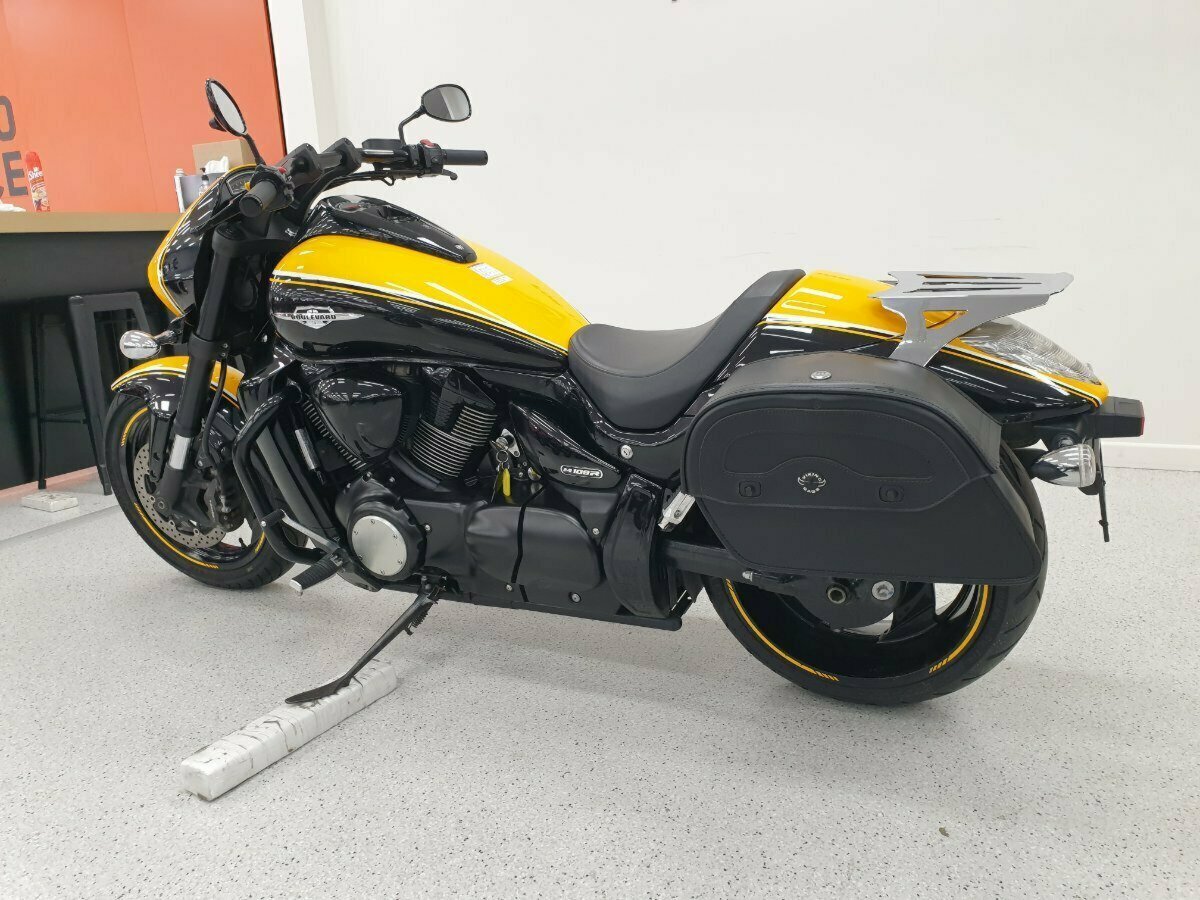 2013 SUZUKI VZR 1800 BOULEVARD (M109R) CRUISER