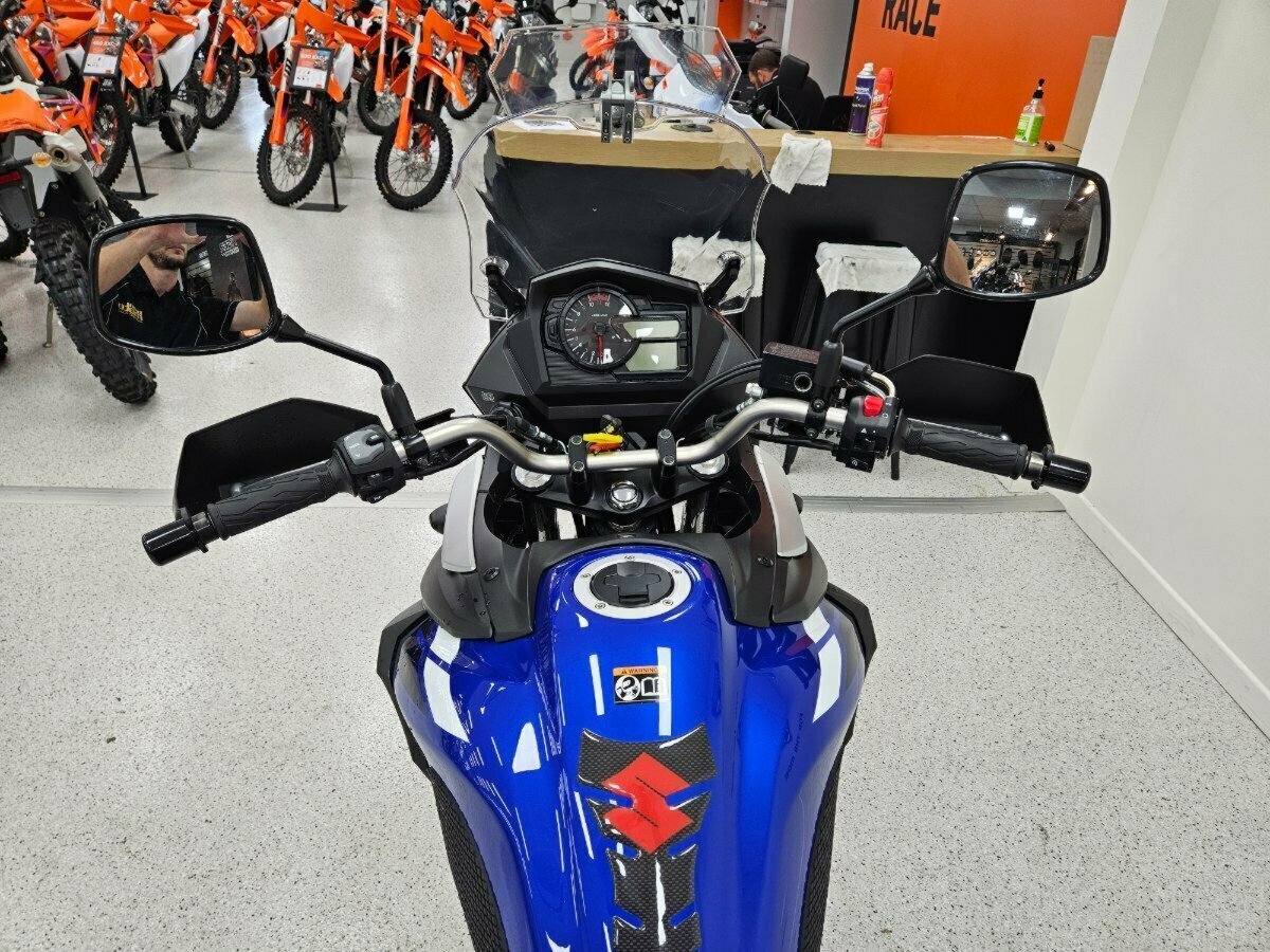 2022 SUZUKI V-STROM 650 (DL650A) DUAL SPORTS