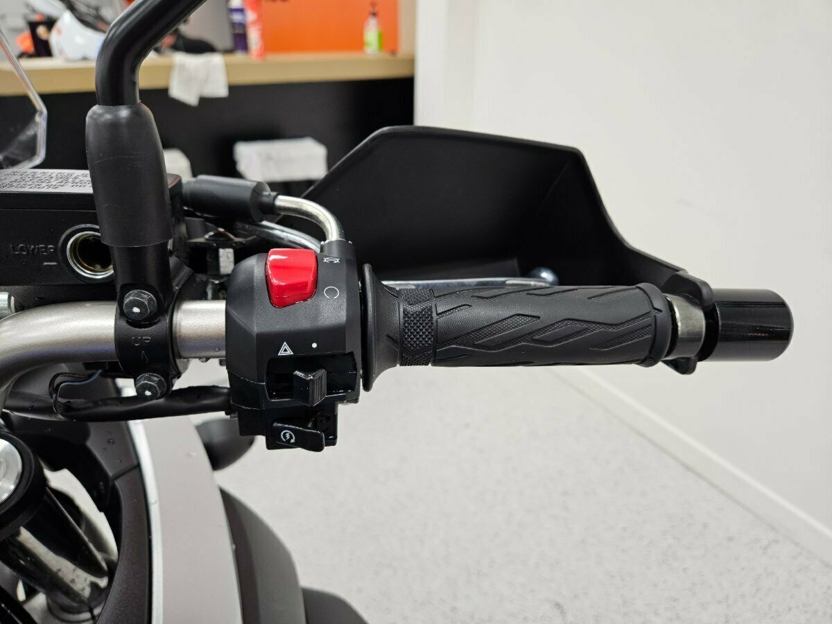 2022 SUZUKI V-STROM 650 (DL650A) DUAL SPORTS