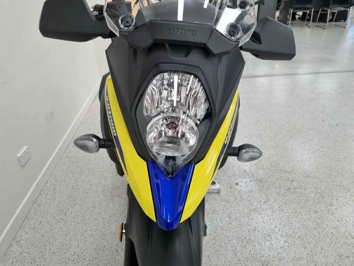 2024 SUZUKI V-STROM 650XT LAMS (DL650XAUE) DUAL SPORTS