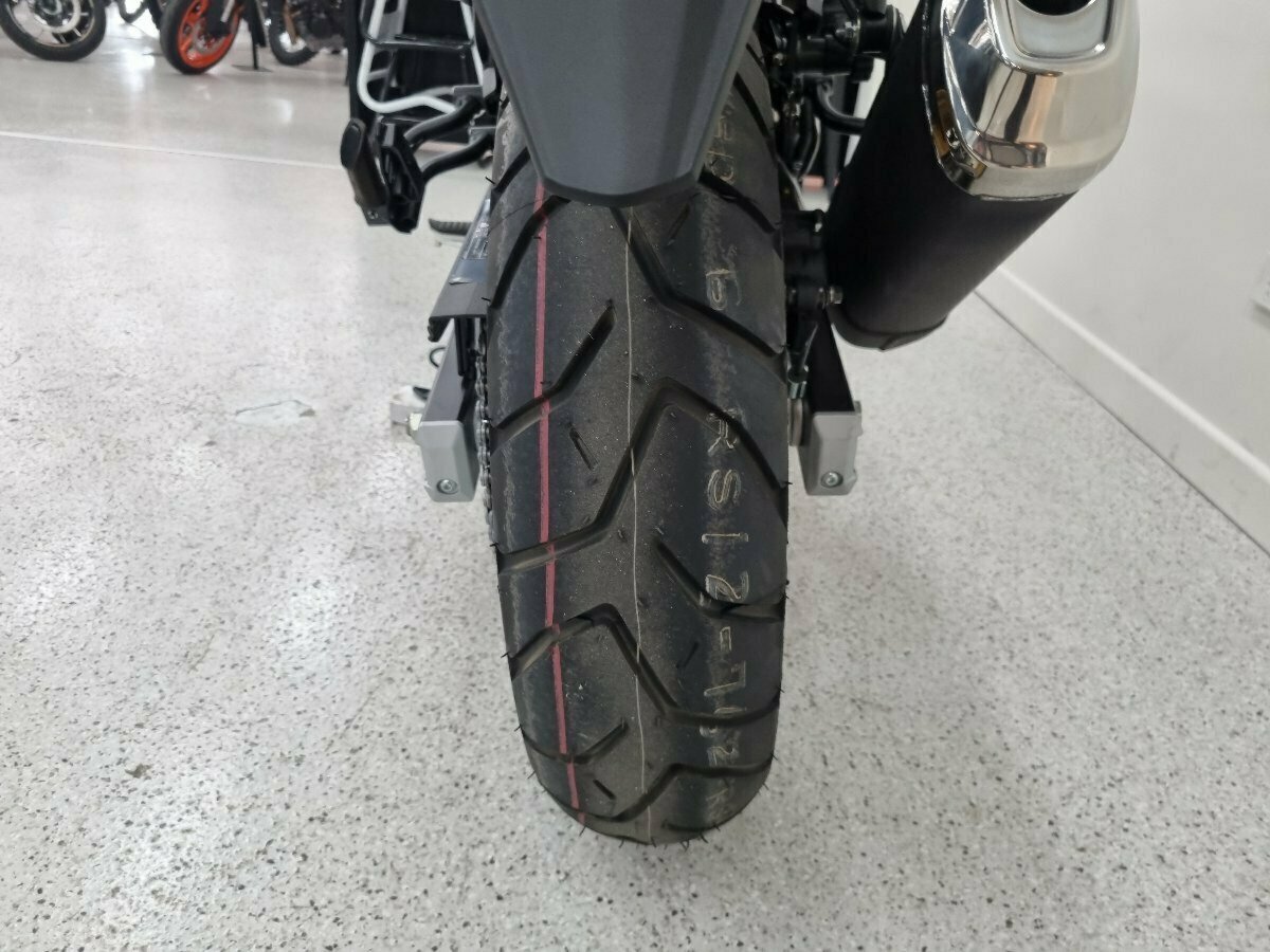 2024 SUZUKI V-STROM 650XT LAMS (DL650XAUE) DUAL SPORTS