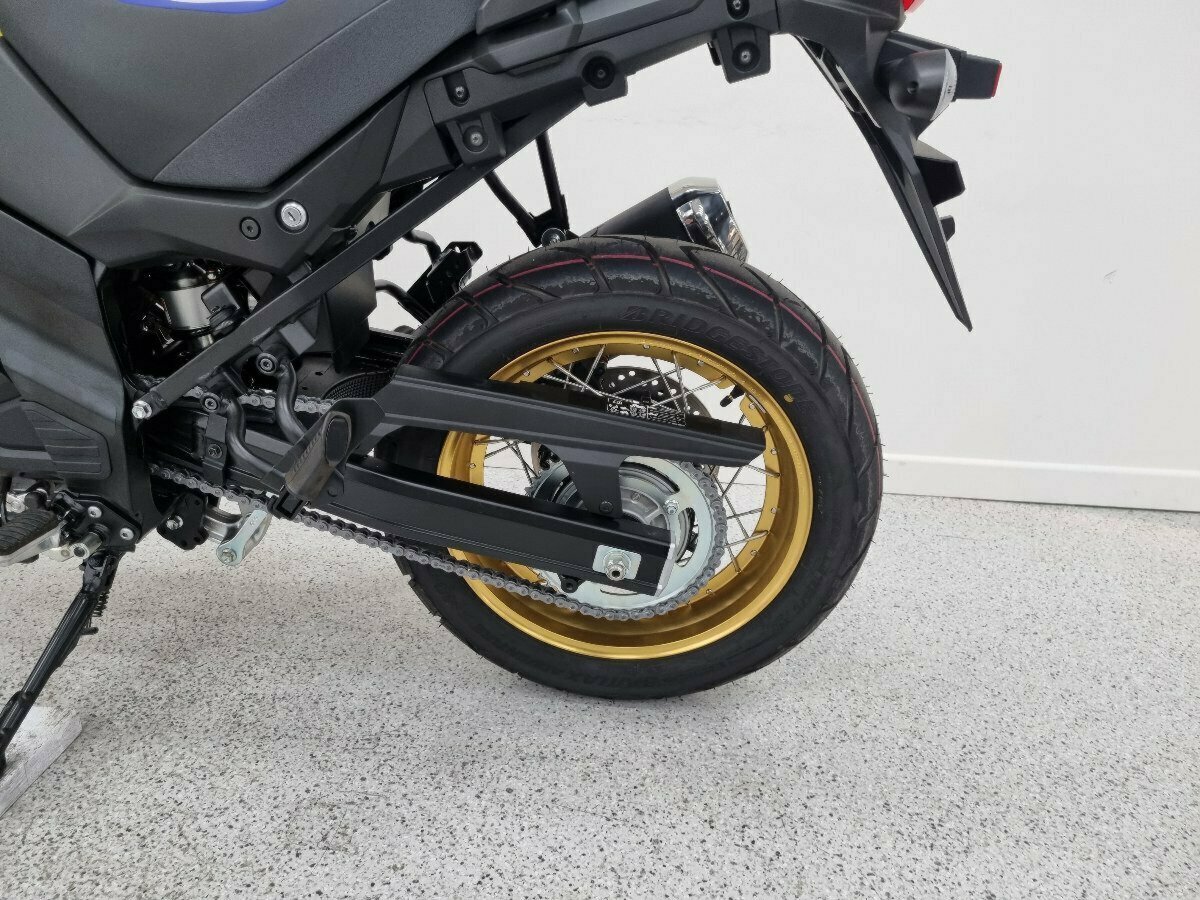 2024 SUZUKI V-STROM 650XT LAMS (DL650XAUE) DUAL SPORTS
