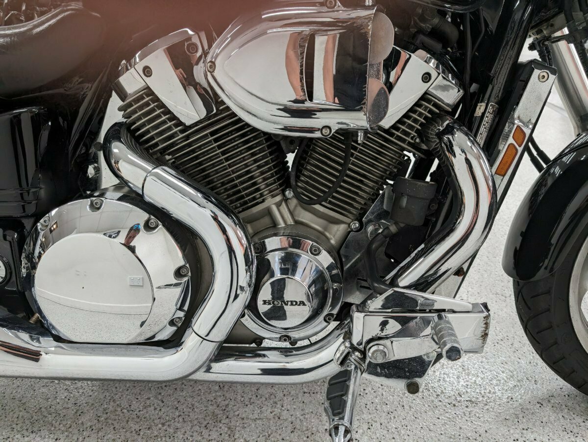 2002 HONDA VTX1800C CRUISER