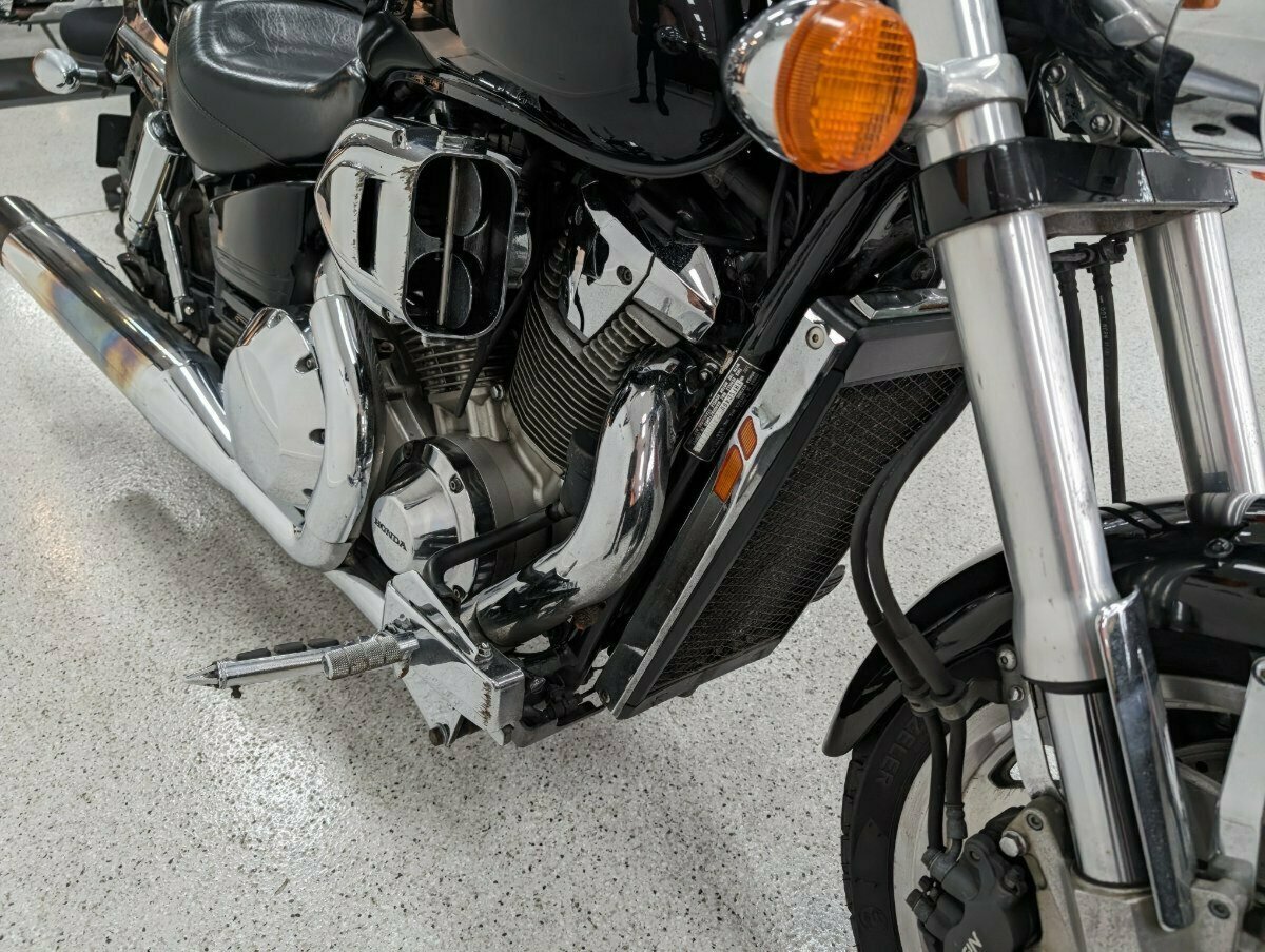 2002 HONDA VTX1800C CRUISER
