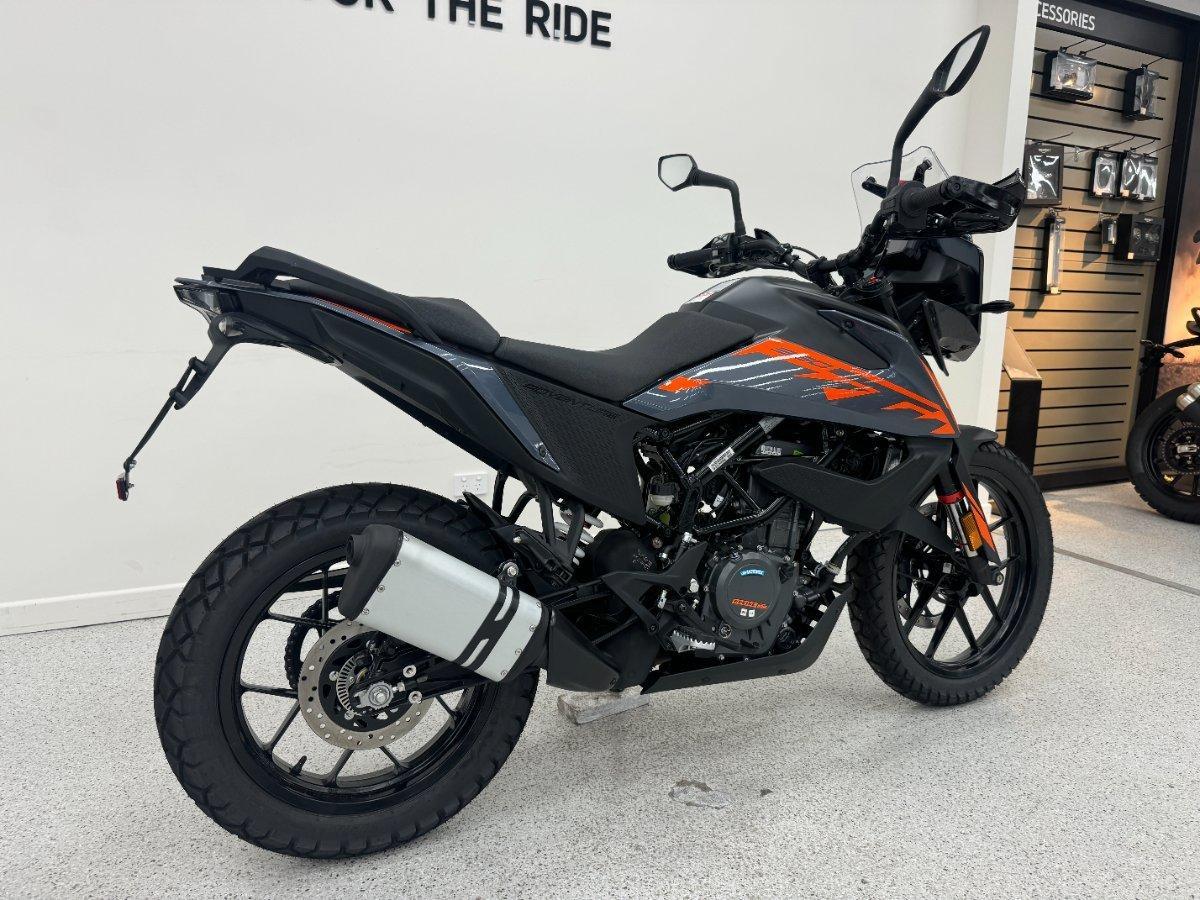 2023 KTM 390 ADVENTURE DUAL SPORTS
