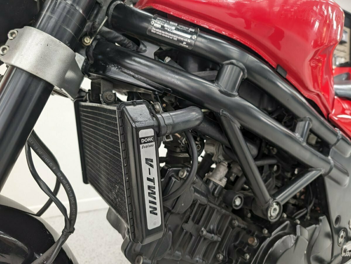 2010 HYOSUNG GT650L (COMET) ROAD