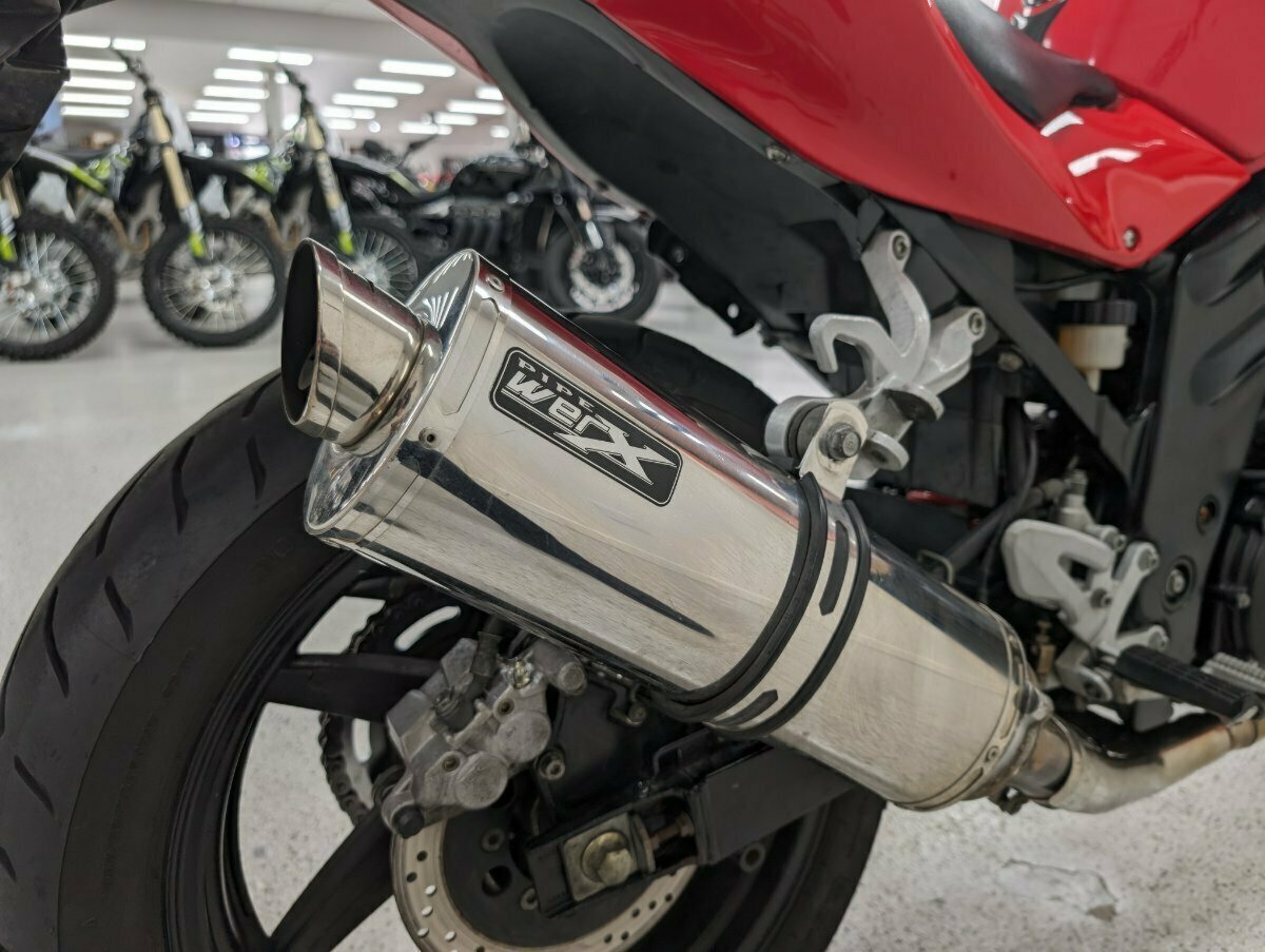 2010 HYOSUNG GT650L (COMET) ROAD