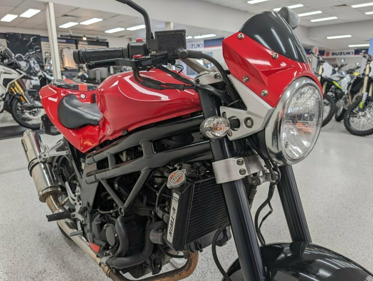 2010 HYOSUNG GT650L (COMET) ROAD