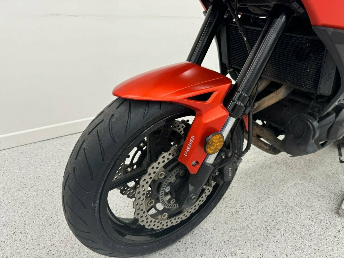2016 KAWASAKI VERSYS (KLE650L) DUAL SPORTS